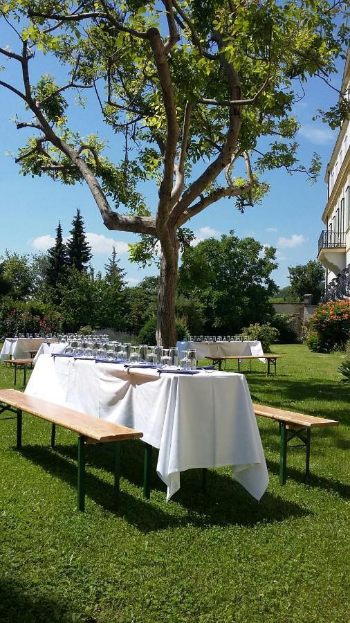 Schloss Gumpoldskirchen Dış mekan fotoğraf