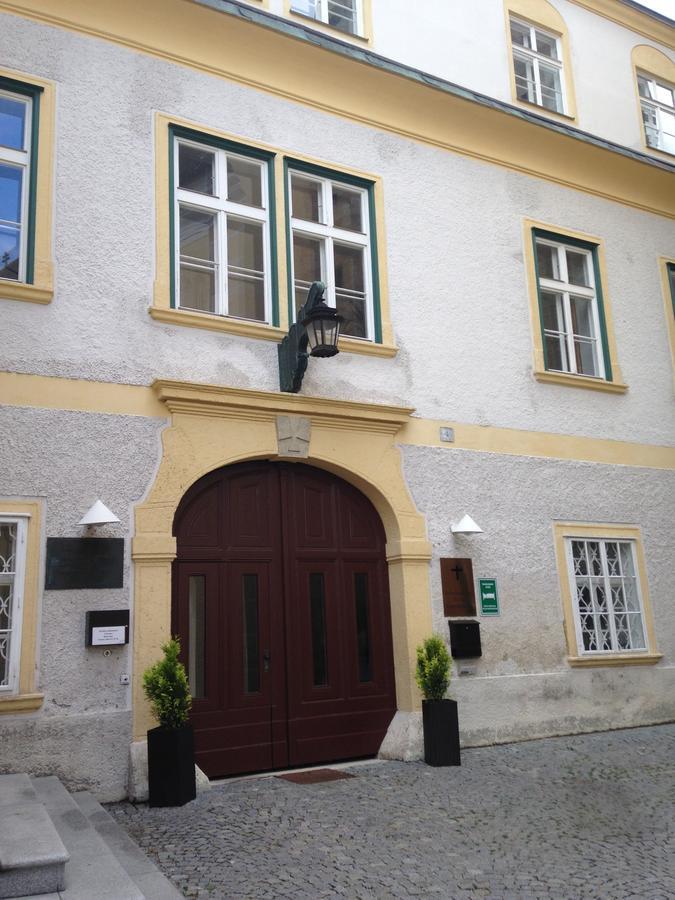 Schloss Gumpoldskirchen Dış mekan fotoğraf