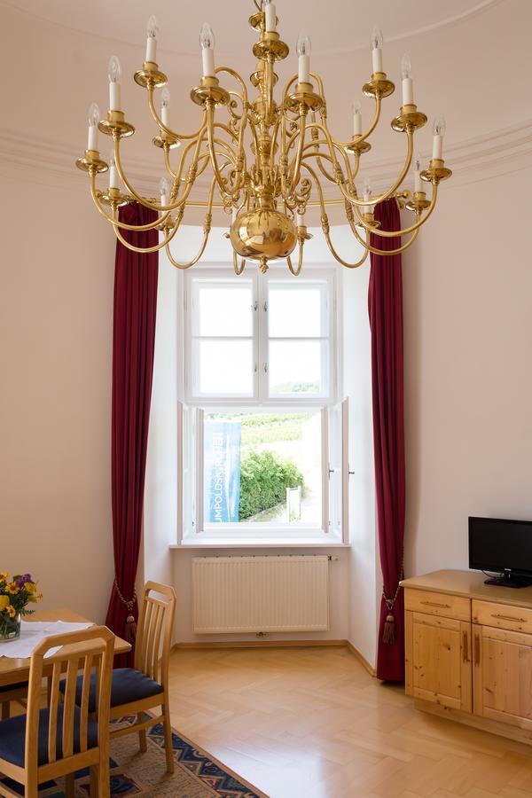 Schloss Gumpoldskirchen Dış mekan fotoğraf